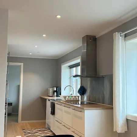 Appartement Moderne, 3 Soveroms I Midt I Hjertet Av Kristiansand